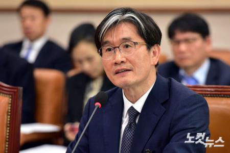 의원 질의에 답변하는 오동훈 후보자