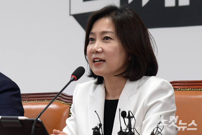 개혁신당 허은아 대표가 20일 서울 여의도 국회에서 열린 최고위원회의에서 발언을 하고 있다. 윤창원 기자