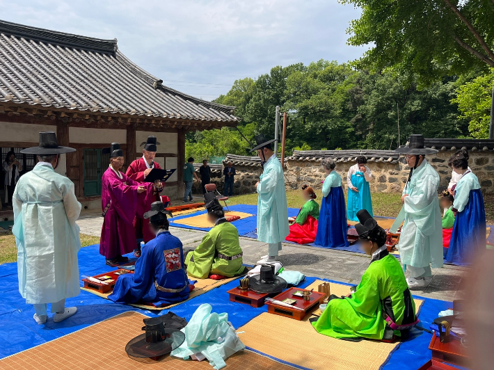 20일 회덕향교에서 진행된 전통 성년례. 대전위기청소년지원네트워크 제공