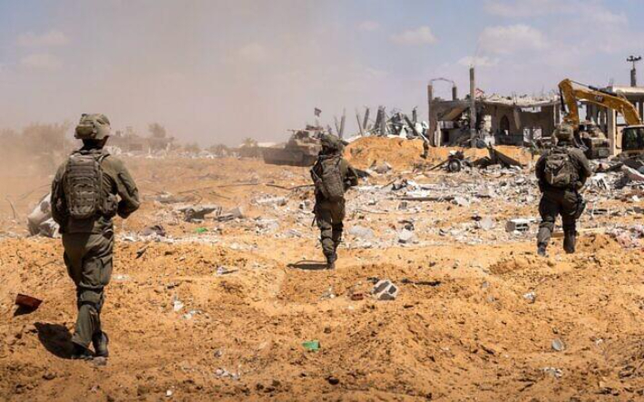 가자 최남단 도시 라파에서 작전 중인 이스라엘군 나할 보병여단 병사들. 이스라엘군 제공