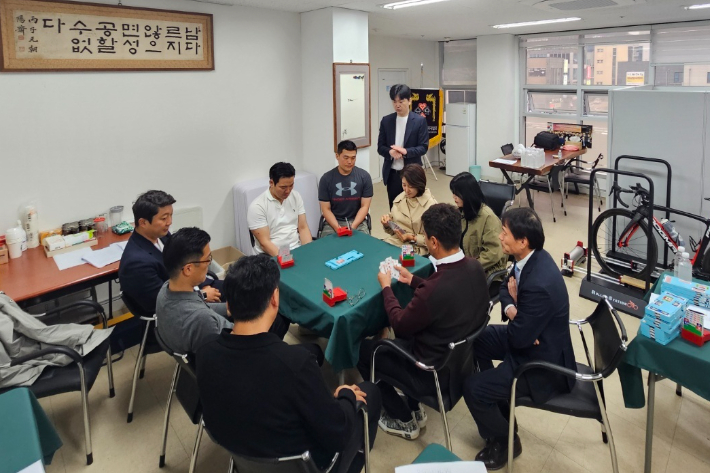 브리지 경기 장면. 전북브리지협회 제공