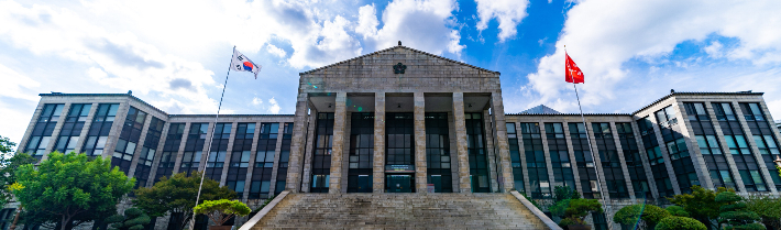 경북대 본관. 경북대 제공 