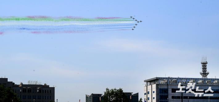 블랙이글스 UAE 대통령 방한 환영 비행