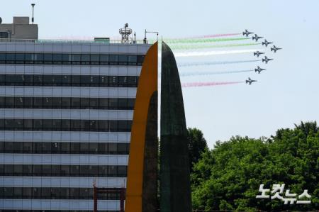 UAE 대통령 방한 환영 비행 나선 블랙이글스