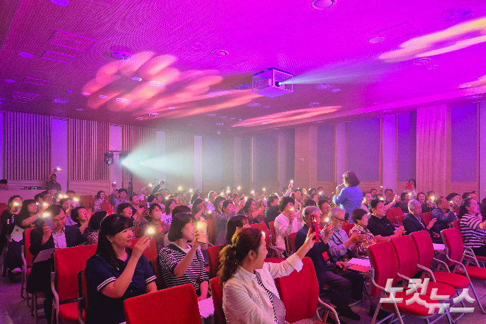 강원CBS 개국 29주년 기념공연 'THE TRIO'가 30일 강원CBS 공개홀에서 성황리에 개최됐다. 구본호 기자