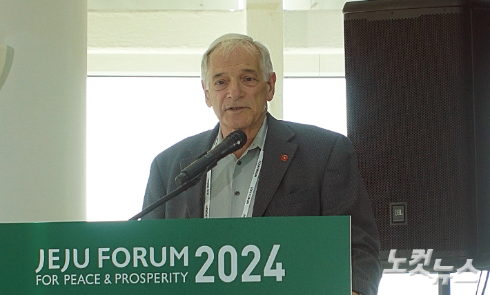 로버트 갈루치 전 미 국무부 차관보. 고상현 기자