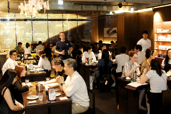 교촌에프앤비 제공