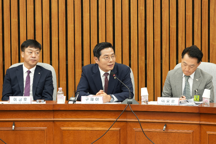 '대한민국 도약경제를 위한 기업 세제 개편' 토론회 한국세무사회 구재이 회장 모습. 한국세무사회 제공