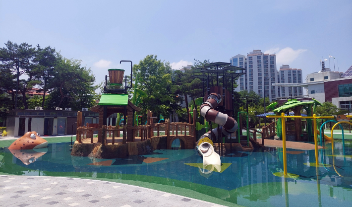 장전근린공원 물놀이터.  청주시 제공