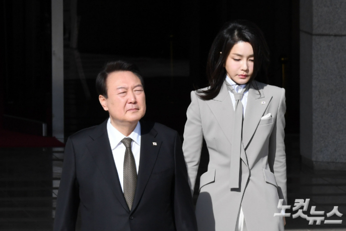 황진환 기자 