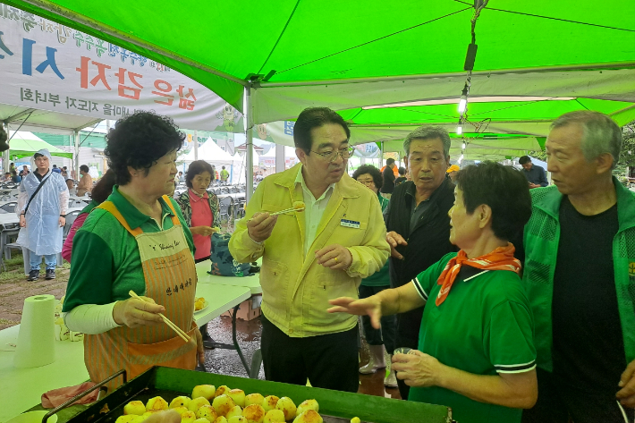 지난해 옥수수·감자 축제 모습. 옥천군 제공 
