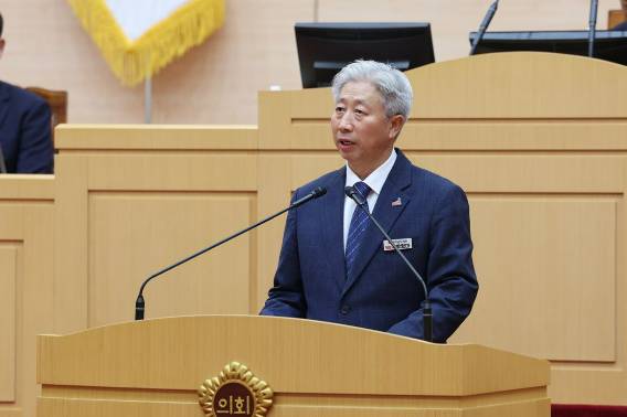 전라남도의회 박형대(진보당·장흥1)은 16일 전라남도의회 임시회 제1차 본회의에서 전남 농어민수당 2배 인상과 제도 개선을 촉구했다. 전남도 제공  