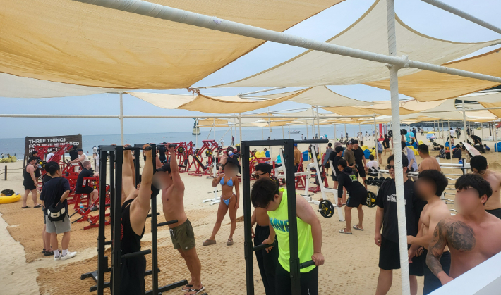 부산 해운대해수욕장에 마련된 프로모션 존. 부산 해운대구 제공 