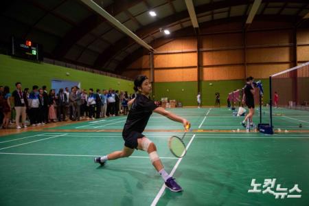 프랑스 적응 훈련하는 배드민턴 안세영
