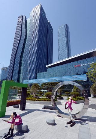 BNK부산은행 본점. BNK부산은행 제공