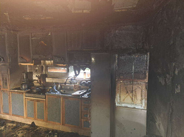 부산의 한 주택에서 불이 나 80대 할머니가 숨졌다. 부산소방재난본부 제공