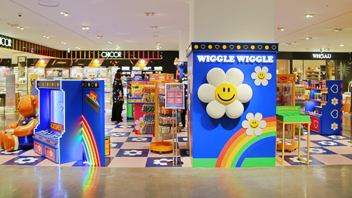 광주신세계가 라이프 스타일 브랜드 '위글위글'을 오픈하고 다양한 프로모션을 마련했다. 광주신세계 제공