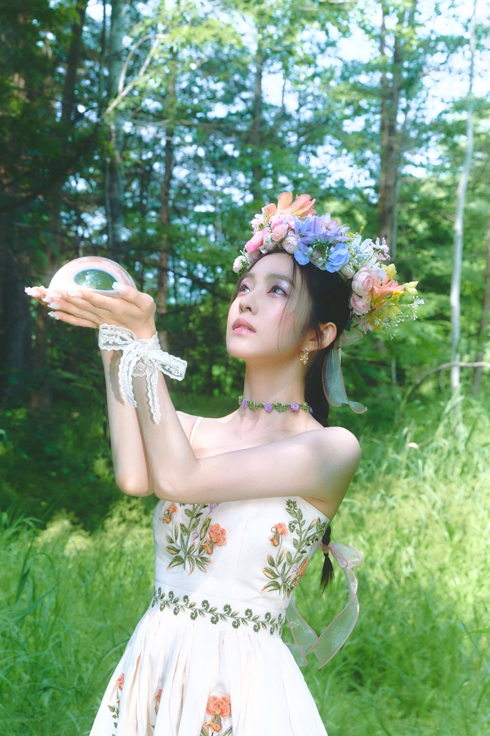 레드벨벳 아이린. 레드벨벳 공식 페이스북