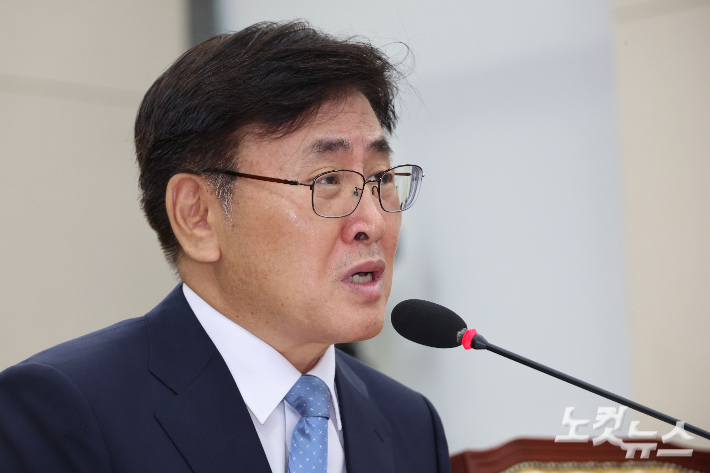질의에 답하는 유상임 과기부 장관 후보자. 연합뉴스