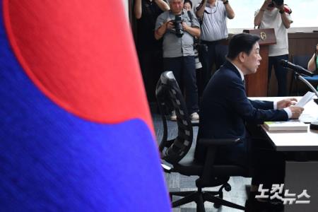 김형석 독립기념관장 "뉴라이트 아냐"