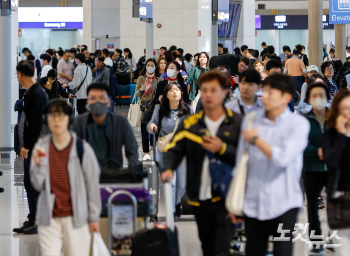 "수수료만 100만원…일본 여행 어쩌죠?" 고민글 잇따라[오목조목]