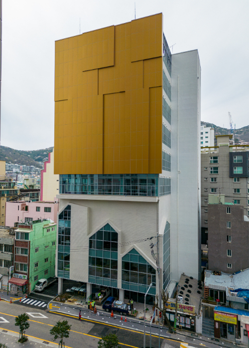 지난달 전면 개관한 부산 동구 이바구 복합문화체육센터. 부산 동구청 제공 