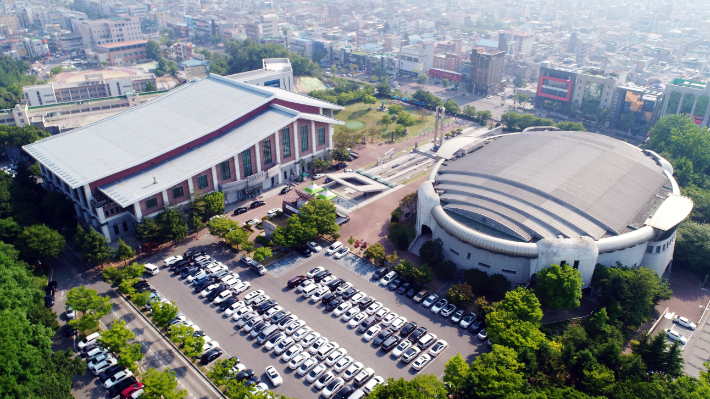 전주시설공단 본부가 위치한 화산체육관 전경. 전주시설공단 제공