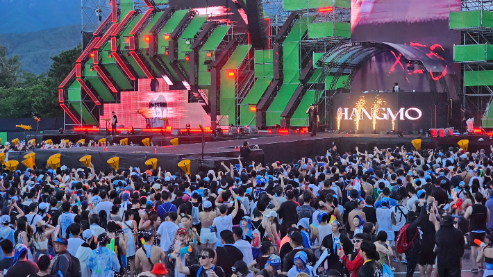 지난 17일 한화호텔앤드리조트 속초에서 열린 '워터밤 속초 2024'. 속초시 제공