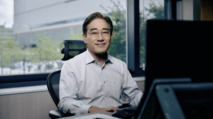 SK하이닉스 FE구매 담당 김성한 부사장. SK하이닉스 제공