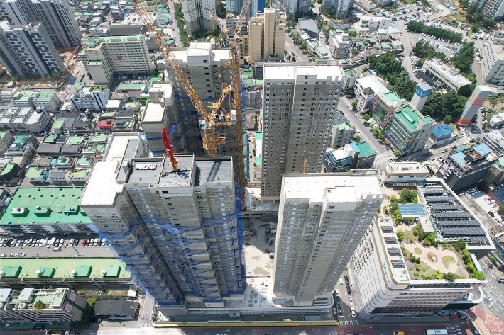 광주 남구 주월동 남양휴튼 아파트 건설 공사 현장. 독자 제공