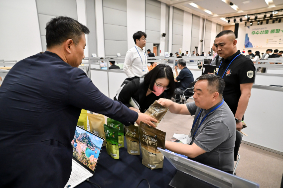 전남도의 농축수산물 수출상담회. 전남도 제공