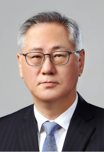 남우동(59) 강원대학교병원장. 강원대병원 제공