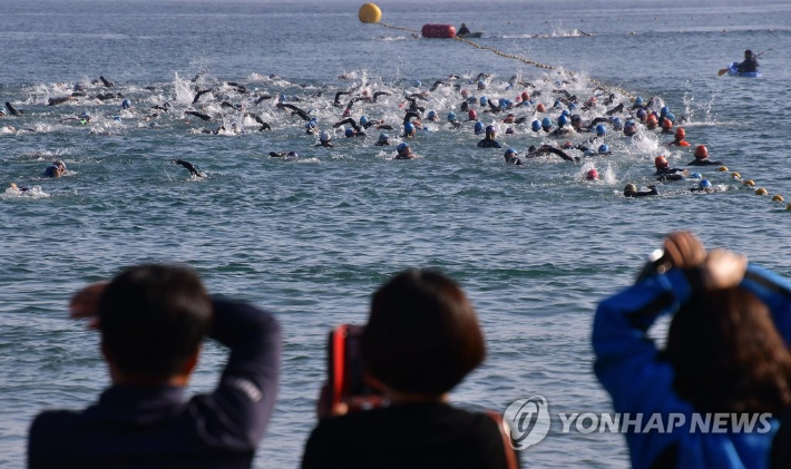 삼척 철인3종대회. 연합뉴스