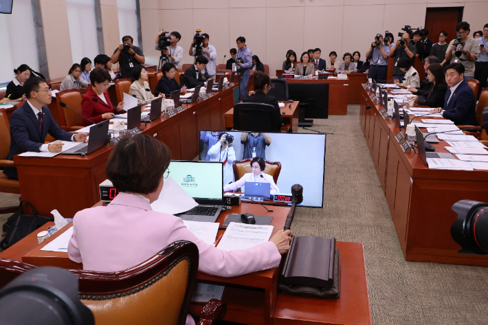 '딥페이크 성범죄 방지법' 국회 여가위 통과[영상]