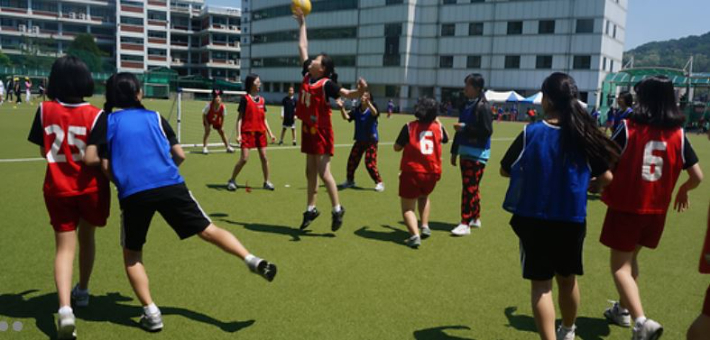 송곡여자중학교가 내년부터 남녀공학으로 전환된다. 송곡여자중학교 홈페이지 캡처