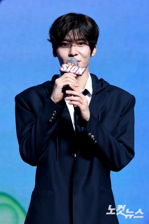 소감 말하는 엔시티 위시 시온