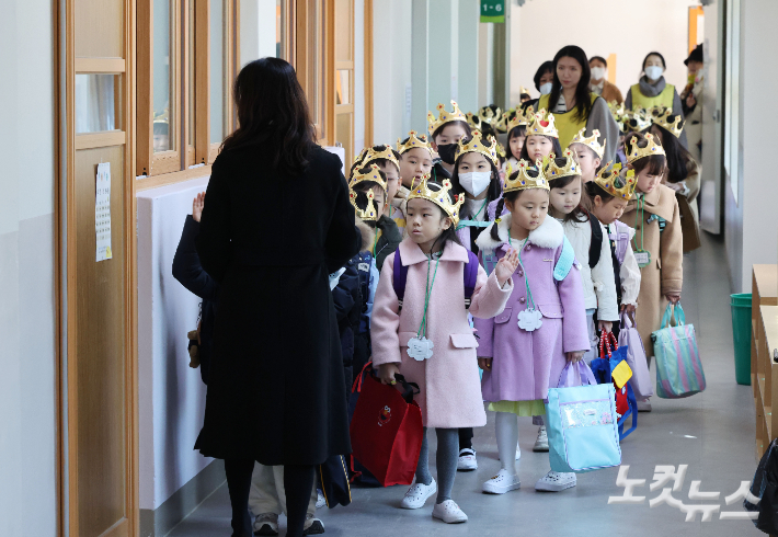 초등학교 입학식. 기사와 직접적 관련 없는 사진. 박종민 기자