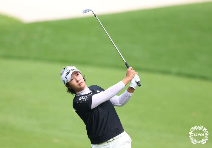 상금랭킹 및 대상 포인트 1위 박지영. KLPGA 제공