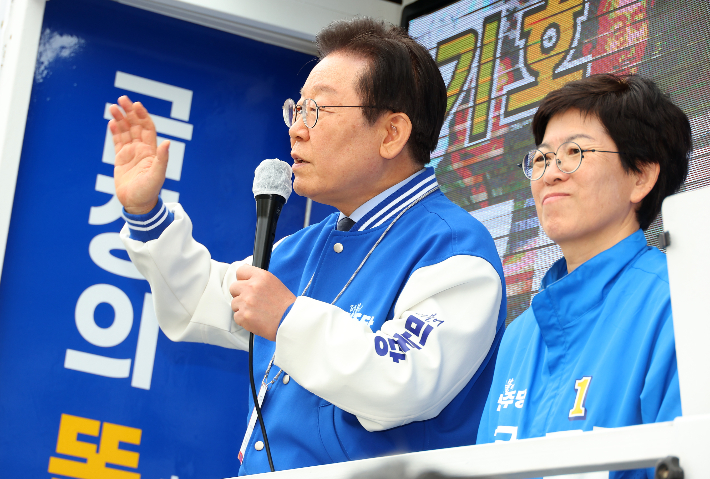 부산 찾은 더불어민주당 이재명 대표. 연합뉴스