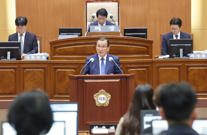 최주만 전주시의원이 11일 임시회 본회의에서 5분 자유발언을 하고 있다. 전주시의회 제공