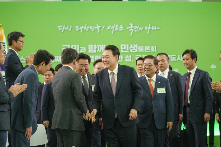 윤석열 대통령이 참석한 제주 민생토론회가 15일 JDC에서 열렸다. 대통령실 제공