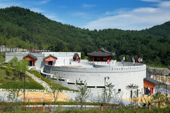 경주 화랑마을 전경. 경주시 제공