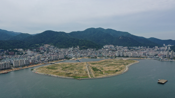 마산해양신도시 전경. 창원시 제공