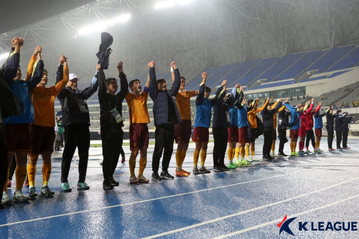 광주 승리 세리머니. 한국프로축구연맹