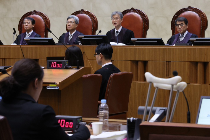 장애인 접근권 관련 공개변론 진행하는 조희대 대법원장. 연합뉴스