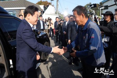 북한 대남방송 소음 피해 마을 방문한 이재명 대표