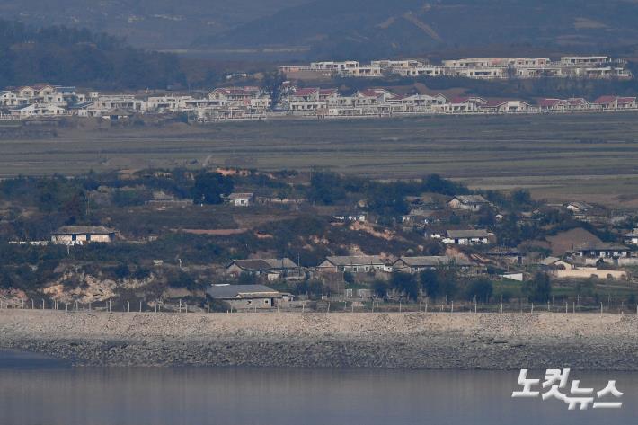 북, ICBM 도발...평온한 북한 개풍군 마을
