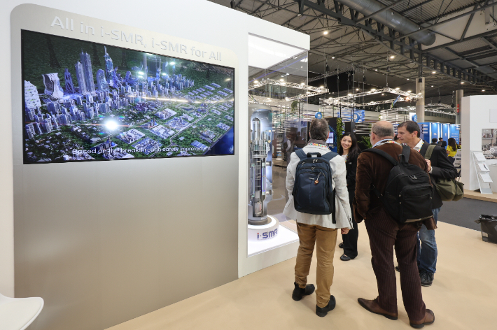 한수원이 스페인 바르셀로나에서 열리는 2024년 세계스마트시티엑스포에 참가해 i-SMR 등 신기술을 세계에 선보였다. 한수원 제공