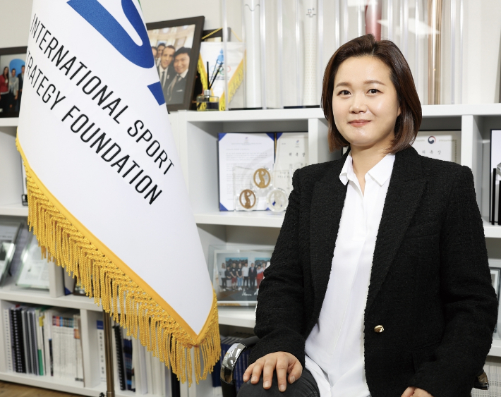 ISF 박주희 신임 이사장. 한국체육기자연맹