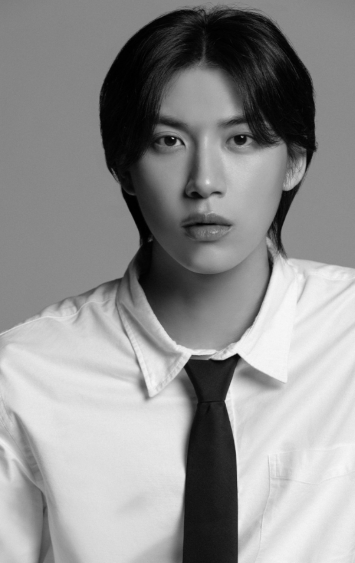 모델 김태이. 에스팀엔터테인먼트 공식 홈페이지 캡처